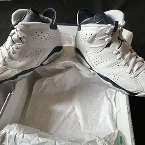 Authentic - Jordan 6 Retro \